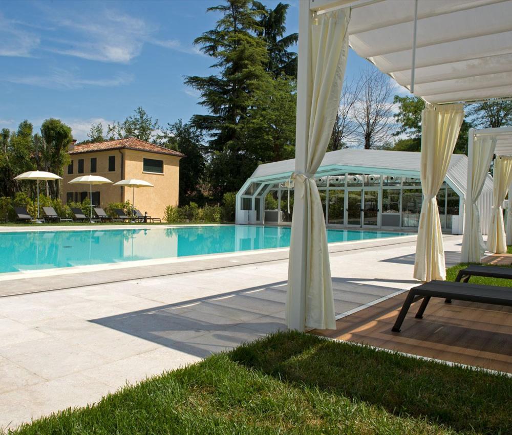 Hotel Donna Lucia Ponzano Veneto Bagian luar foto