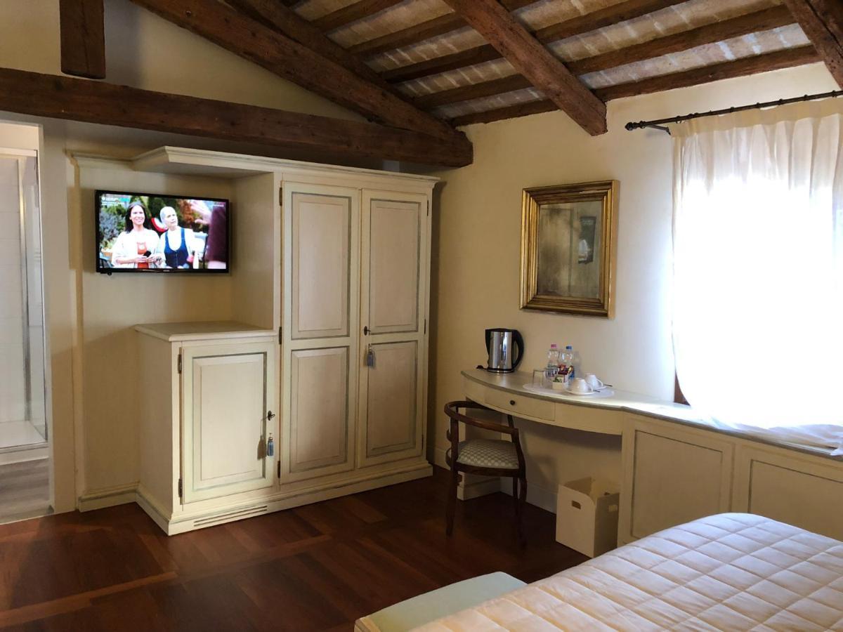 Hotel Donna Lucia Ponzano Veneto Bagian luar foto