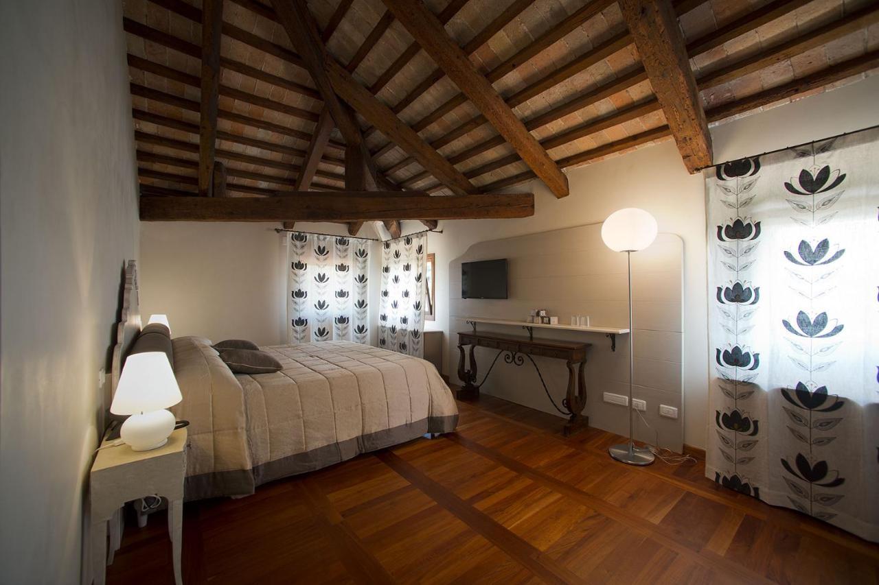 Hotel Donna Lucia Ponzano Veneto Bagian luar foto
