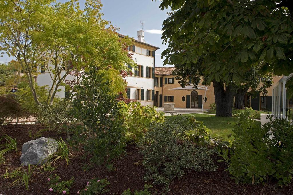Hotel Donna Lucia Ponzano Veneto Bagian luar foto